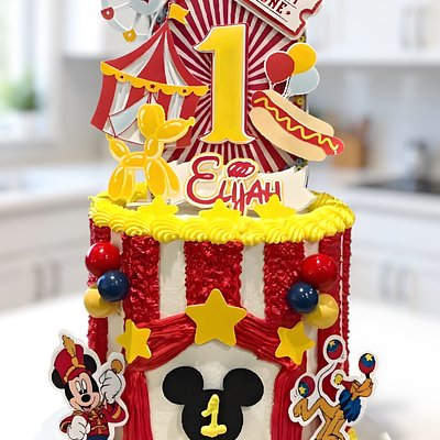 Custom Design 8 Inch Round Cake 
