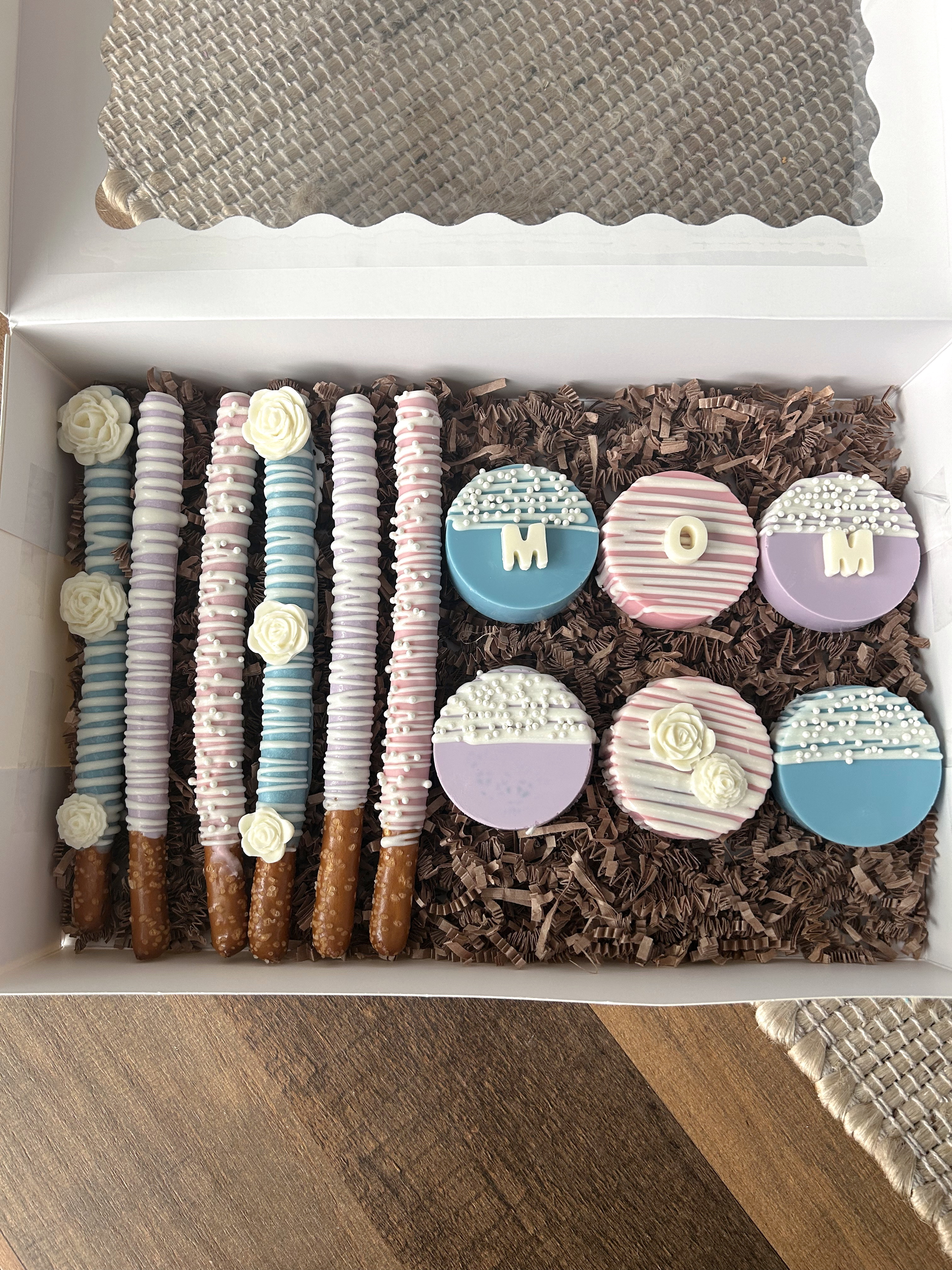 Chocolate Covered Pretzel Rods