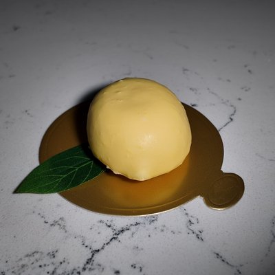 Lemon Velvet