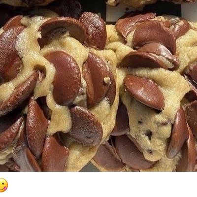 Deep Chocolare Chip Cookies