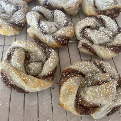 Chocolate And Peanut Butter Puff Pastries 