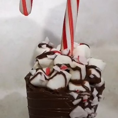 2 Peppermint Hot Cocoa Bombs 