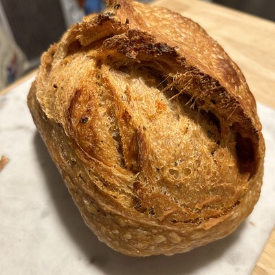 Tomato Basil Sourdough Bread 