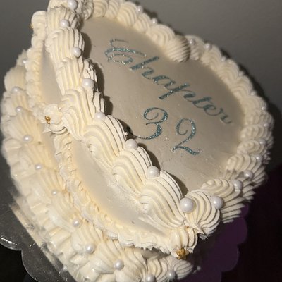 9” 2 Layer heart Cake 