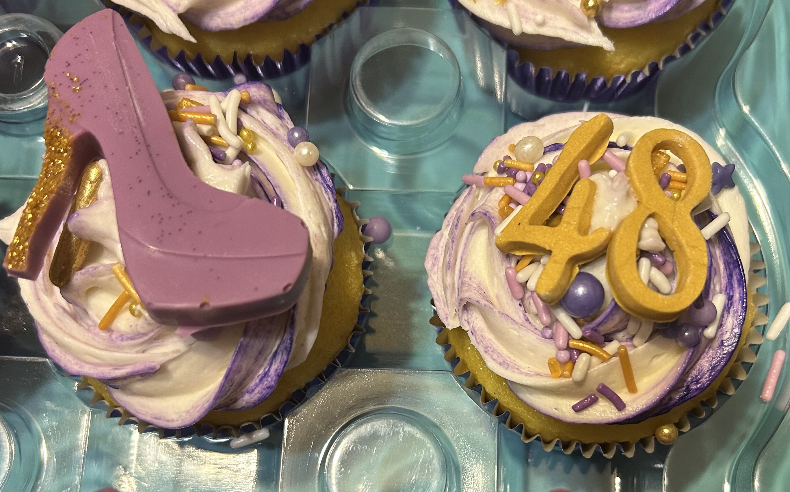 Cupcakes - Edible Garnish