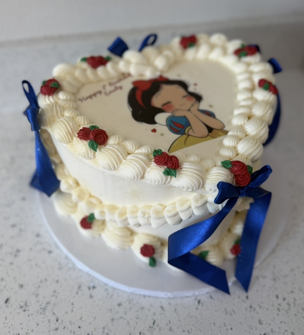 10in Heart Cake 