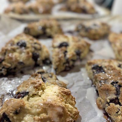 Blueberry Lemon Sourdough Scones 4ct