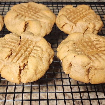 Peanut Butter Cookies (Set Of 3)
