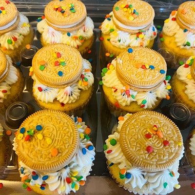 Yellow Oreo Cupcakes 