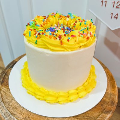 6” Cake Bakery Style 