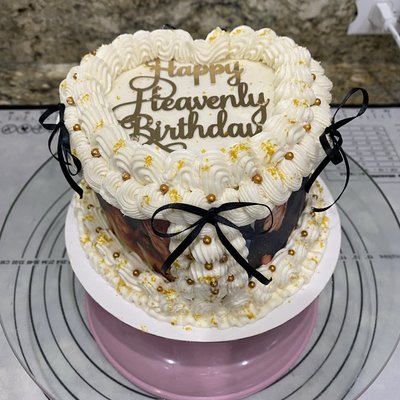 Heart Cake - 8”