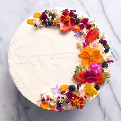 Edible Flowers (CAKE ADD ON ONLY)