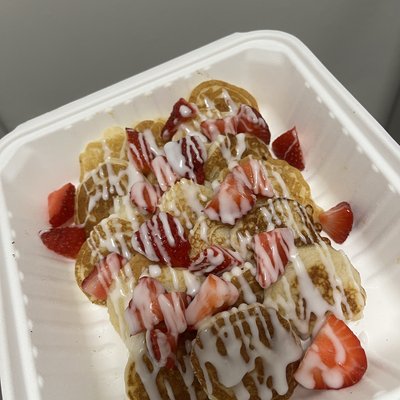 Strawberries N Sweet Cream Mini Pancakes 