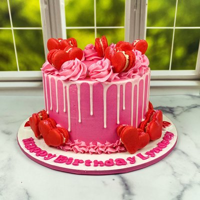 8 Inch, 2 Layer Cake, Serves 18
