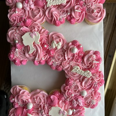 Pull Apart Cupcake Cake (numbers And Shapes)