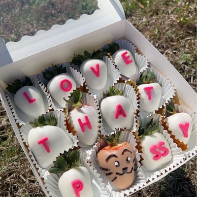 12ct Custom Berries 
