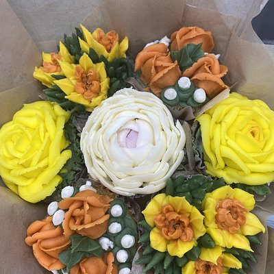 7 Cupcake Bouquet 