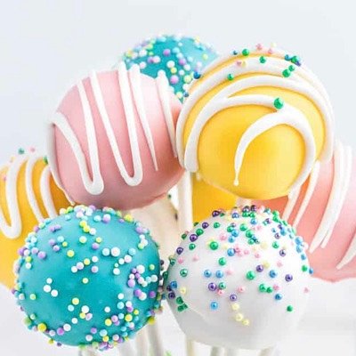 Easter Cake Pops 24
