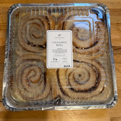 4 Cinnamon Rolls