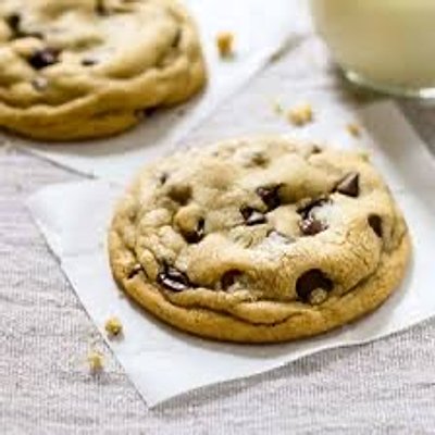 Chocolate Chip Cookies/ 10 Cookies Included