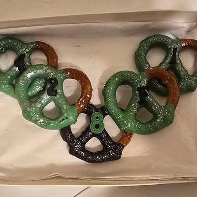 Dipped Pretzels- Old Tyme Twists