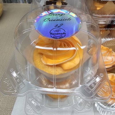 Individual cupcakes Choose a flavor