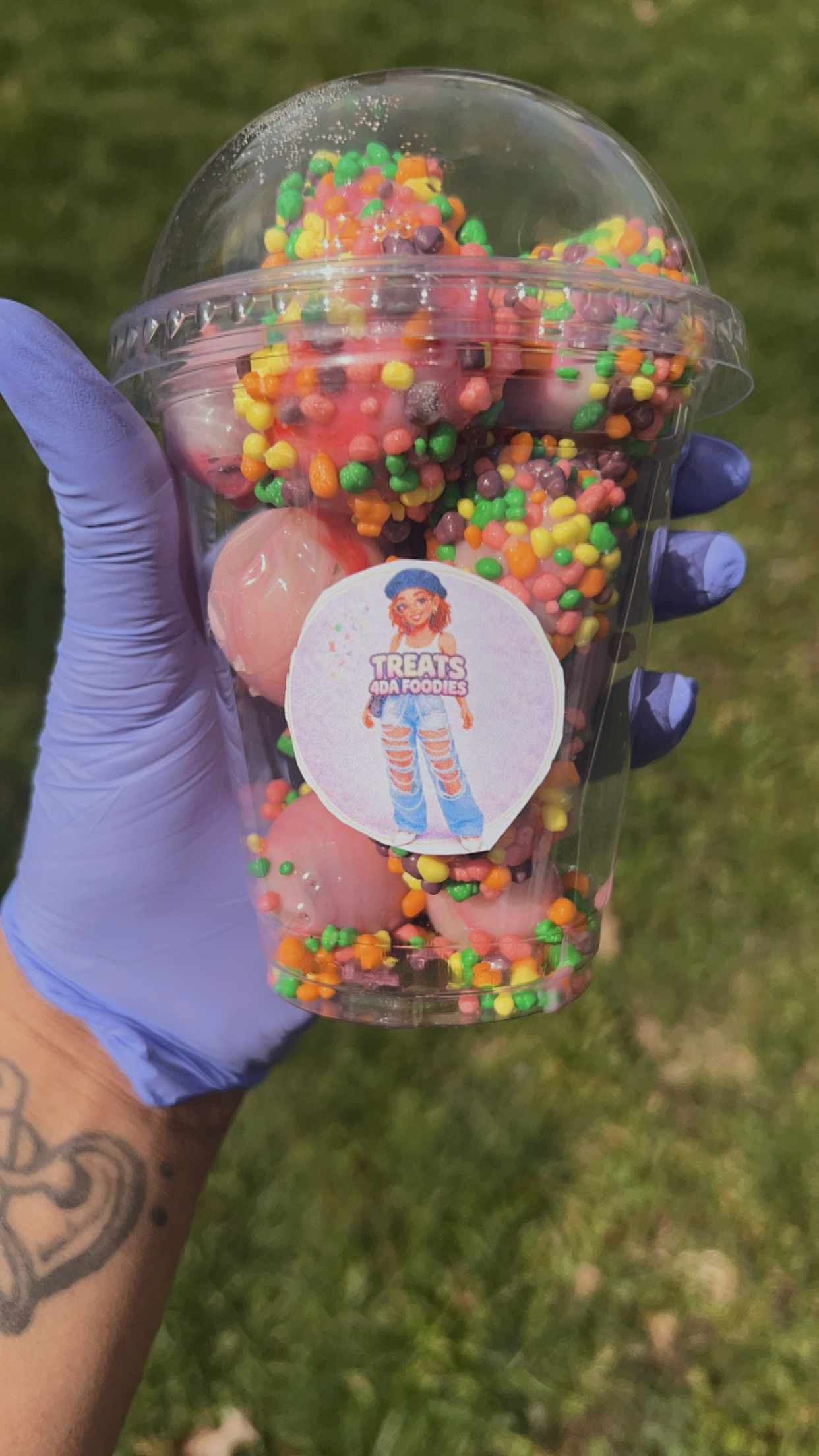 Strawberry 🍓 Nerd Candied Grapes 12oz  Cup 