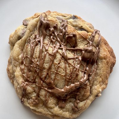 Almond Chocolate Chip Cookie