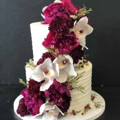 6” & 8” Tiered Round Cake (40ppl) 