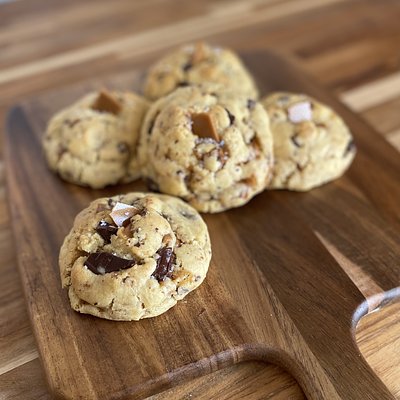 Toffee & Dark Chocolate Chip Cookies