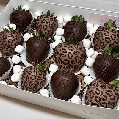 Special Decor Dipped Strawberries 