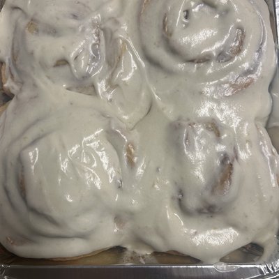 12 Traditional Sourdough Cinnamon Rolls 