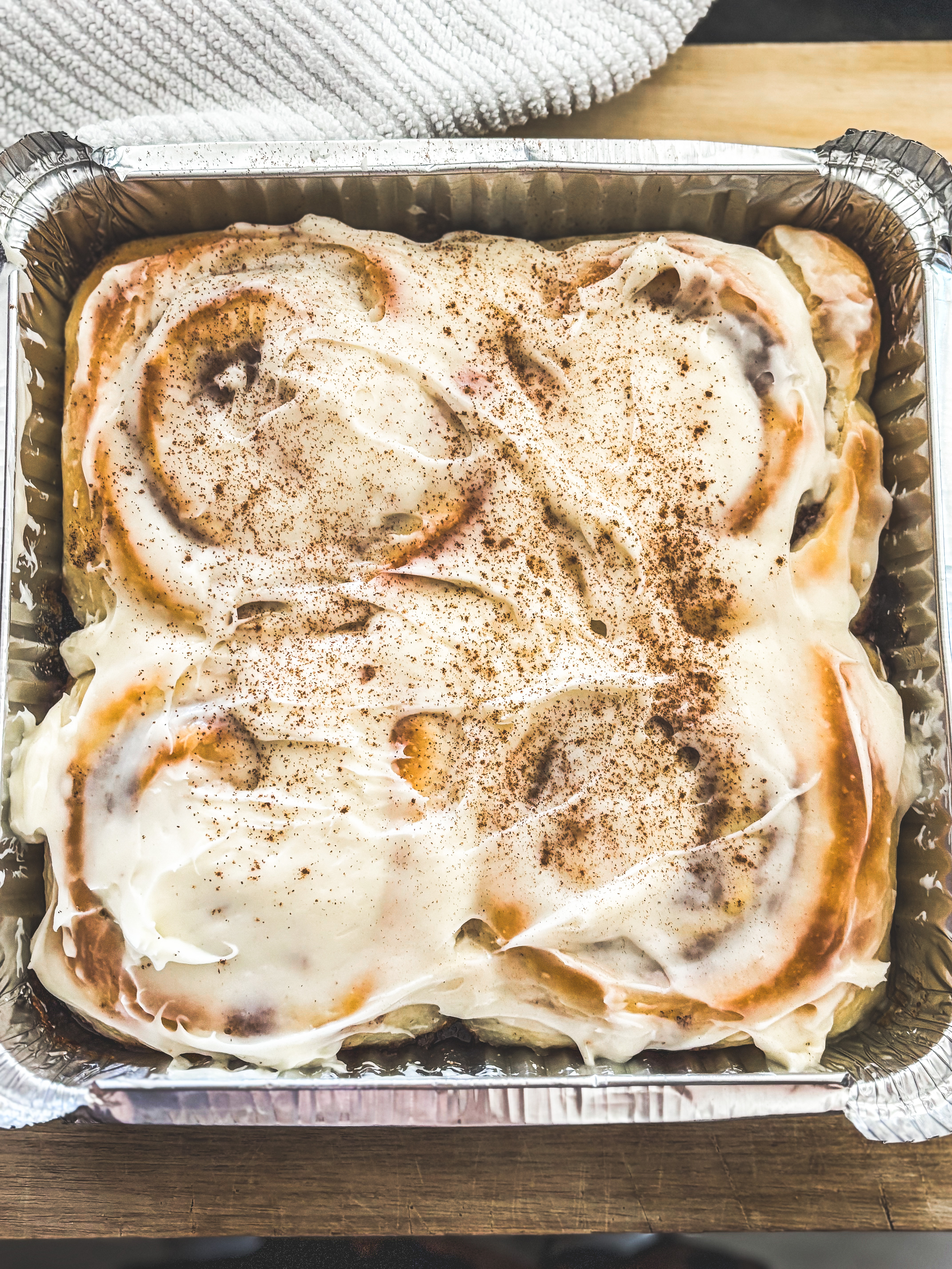 Cinnamon Rolls With Vanilla Bean Cream Cheese Frosting