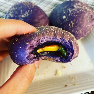 Ube Cheese Pandesal