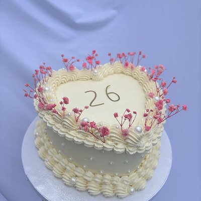 6inch 2 Layer Heart Cake