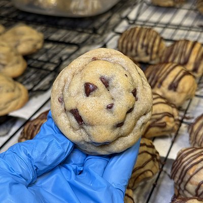 Lil Bites: Classic Chunky Chocolate Chip