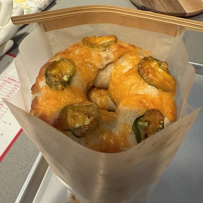 Sourdough Jalapeño Cheddar Bagels 