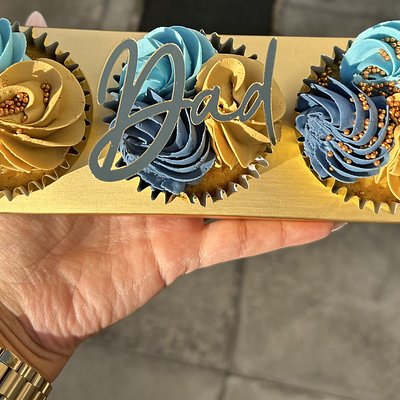 3 Luxury Cupcake Box