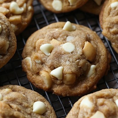 White chocolate macadamia Nut