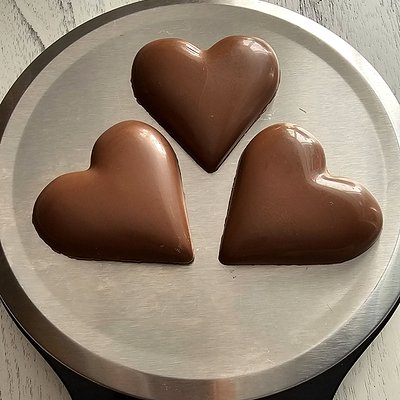 Dubai Pistachio Heart 