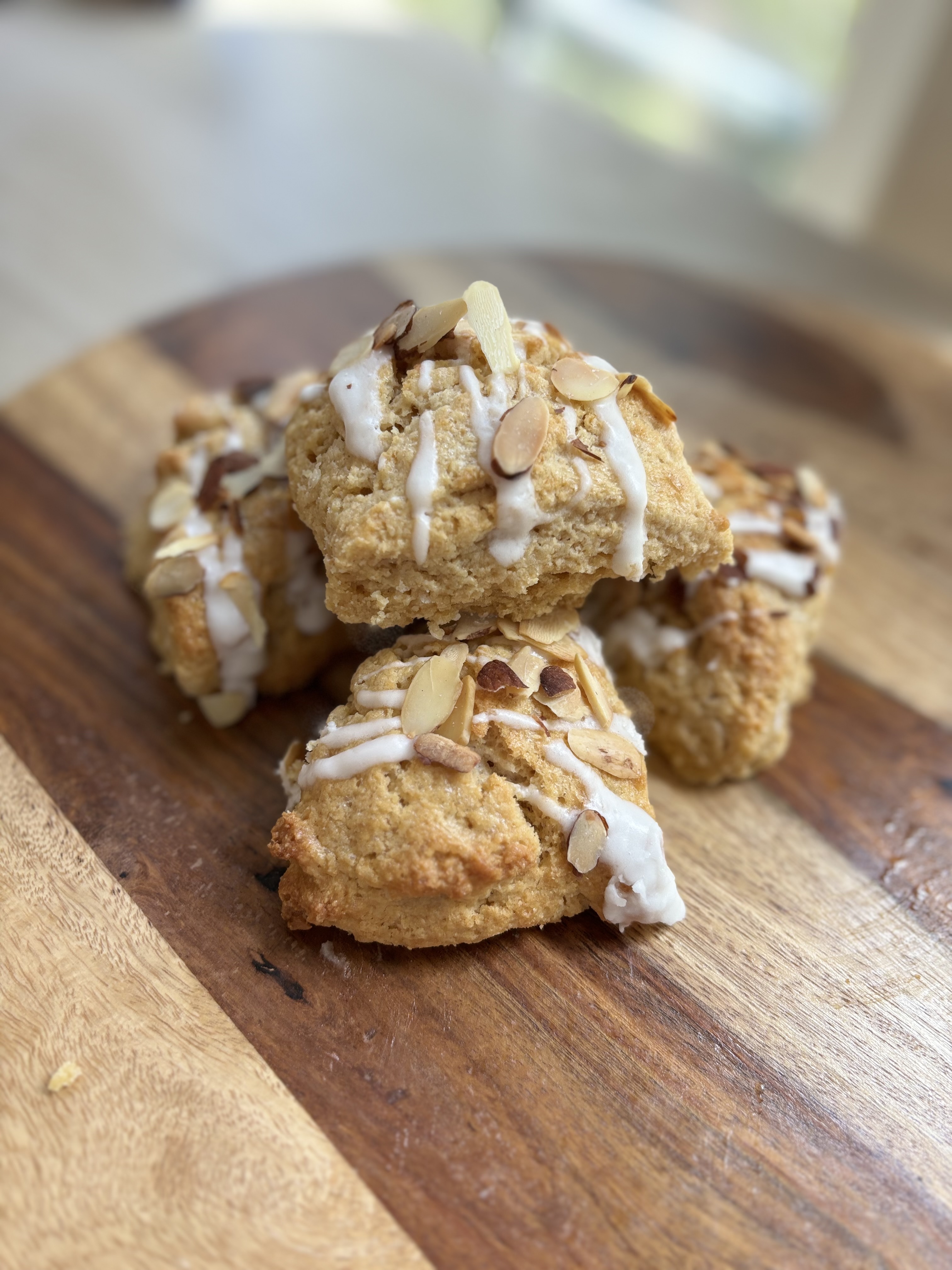 Almond Scones 
