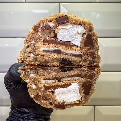 MEGA: S’moreo 🍫🔥