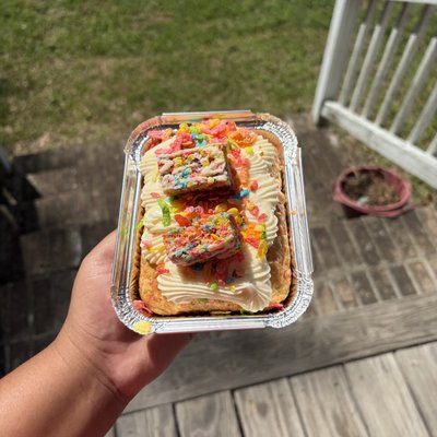 fruit Pebbles Mini Cake 