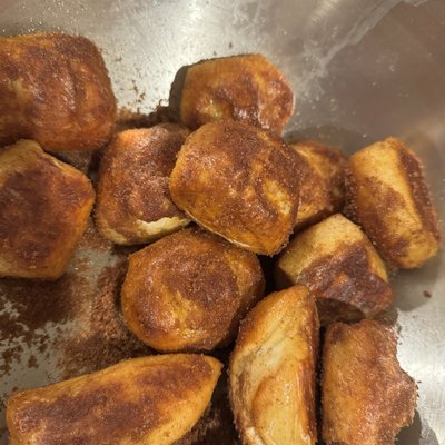 Cinnamon Sugar Pretzel Bites
