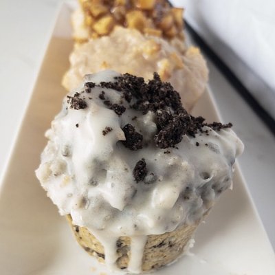 Four Cookies and Cream