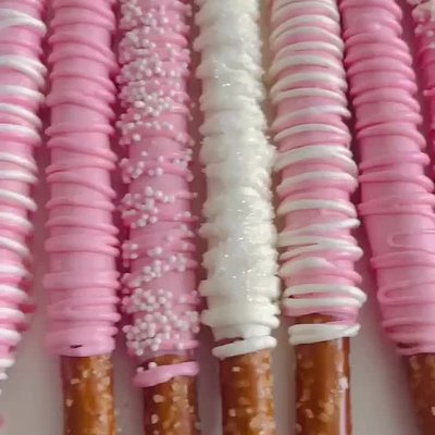 Chocolate Covered Pretzel Rods