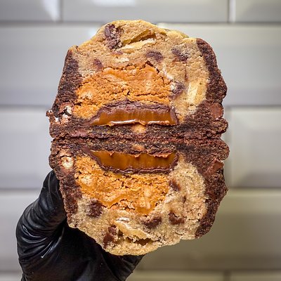 MEGA: Salted Caramel Biscoff Brookie 2.0🍫🍪