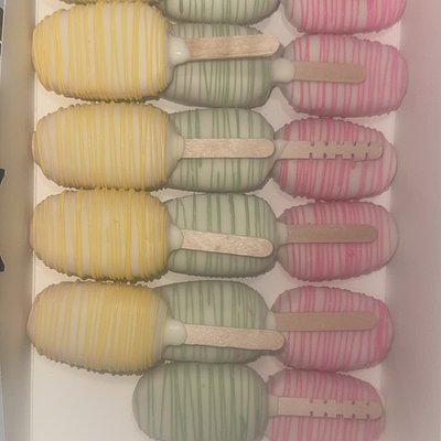 Cakesicles