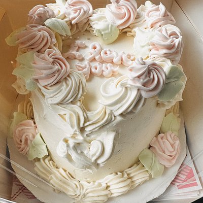 Vintage Heart Cake 2 Layer 6” 