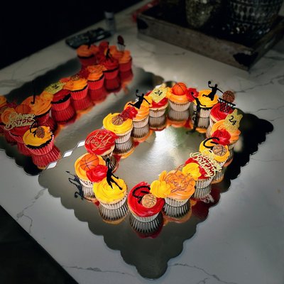 Double Digit Pull Apart Cupcakes